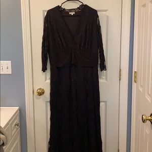 Kiyonna Full Length Lace Gown